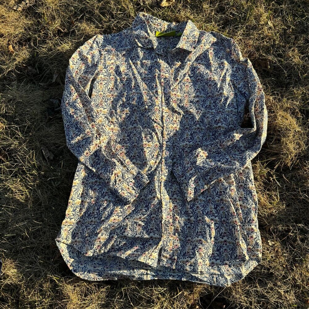 Rock Flower Paper Paisley Button-Up